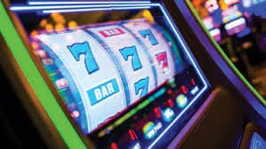 Trải nghiệm Live Casino mọi lúc mọi nơi trên điện thoại với giao diện tiếng Việt kim99